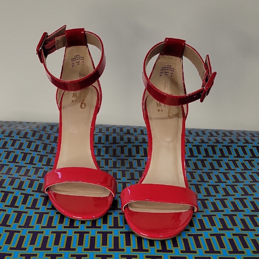Scarlet Red Patent Leather High Heel Sandals- LIKE NEW Size 8.5 - Picture 3 of 16